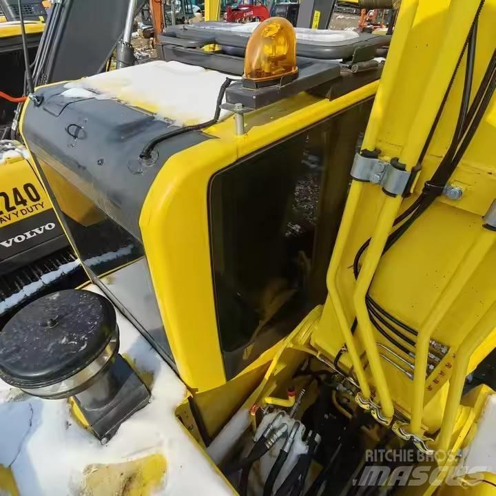 Komatsu PC 210 Excavadoras de cadenas