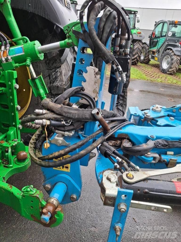 Lemken JUWEL 7 Arados reversibles suspendidos