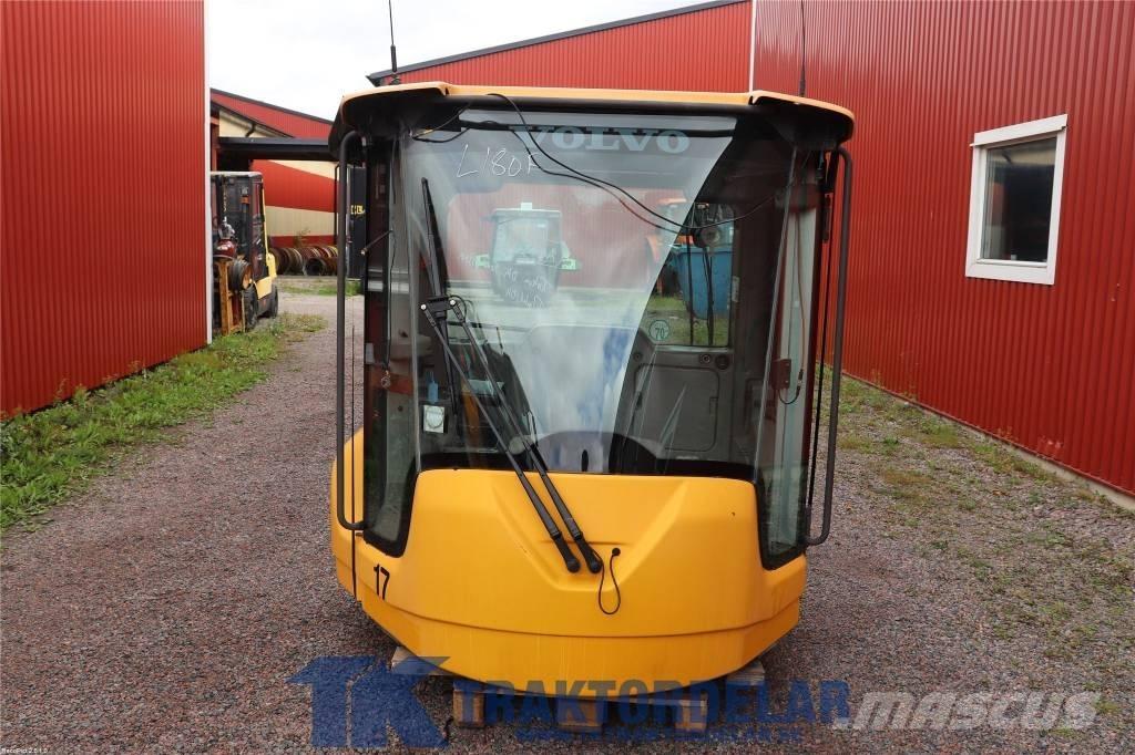 Volvo L 180 F Cabinas e interior