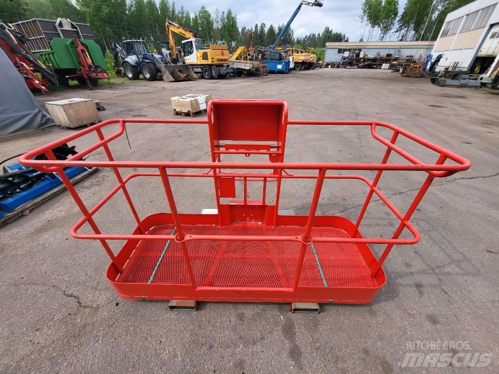 Manitou 200 ATJ kori Ascensores de personal y montacargas de acceso