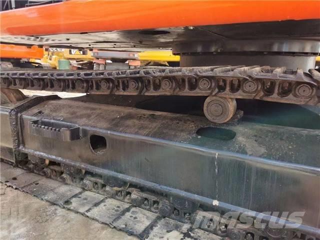 Hitachi EX 120 Excavadoras de cadenas