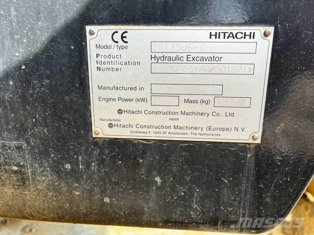 Hitachi ZX135US-6-2P Excavadoras de cadenas