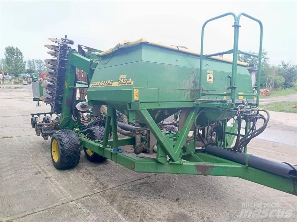 John Deere 740A Sembradoras combinadas