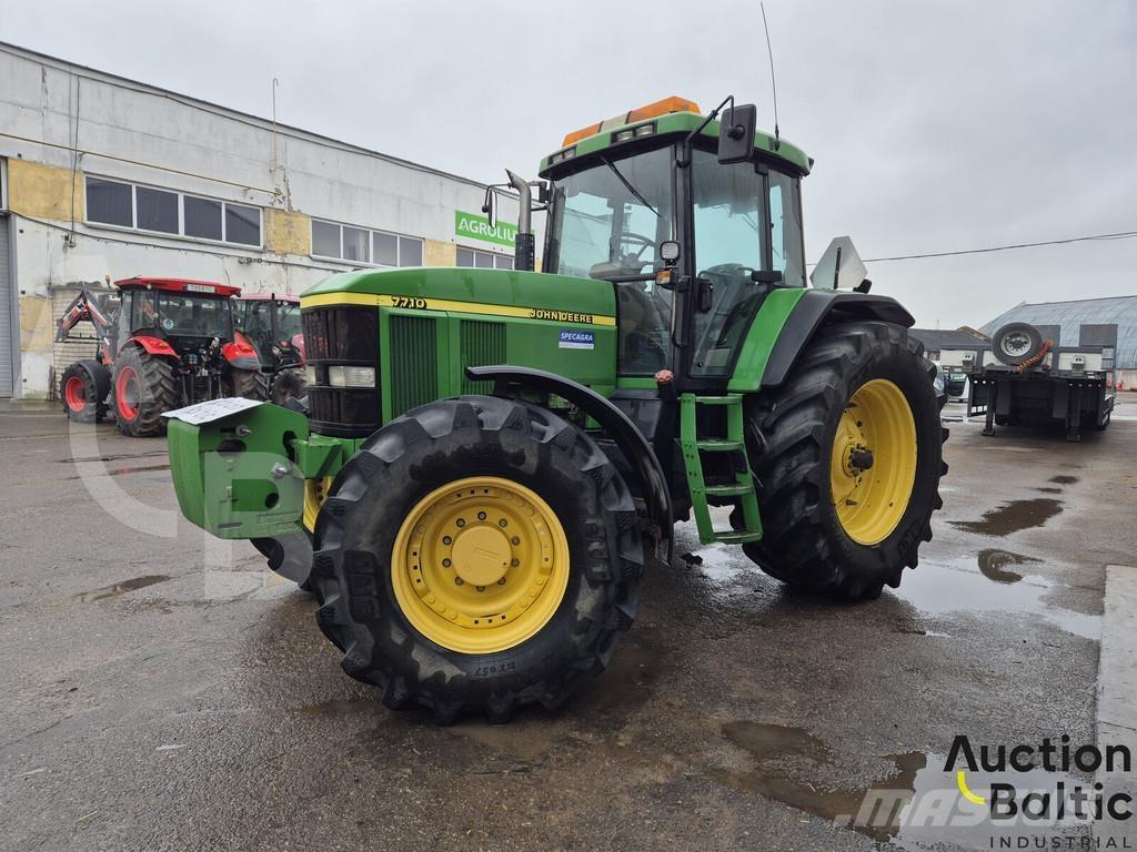 John Deere 7710 Tractores