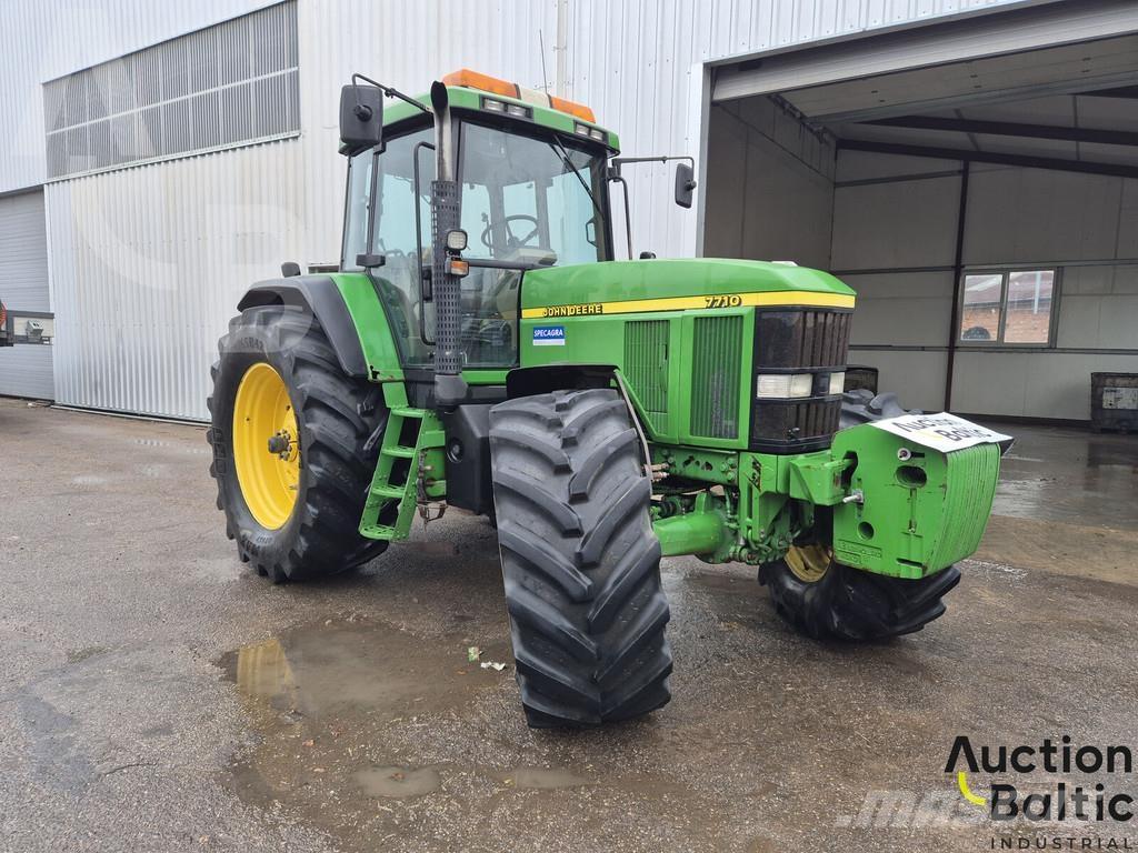 John Deere 7710 Tractores