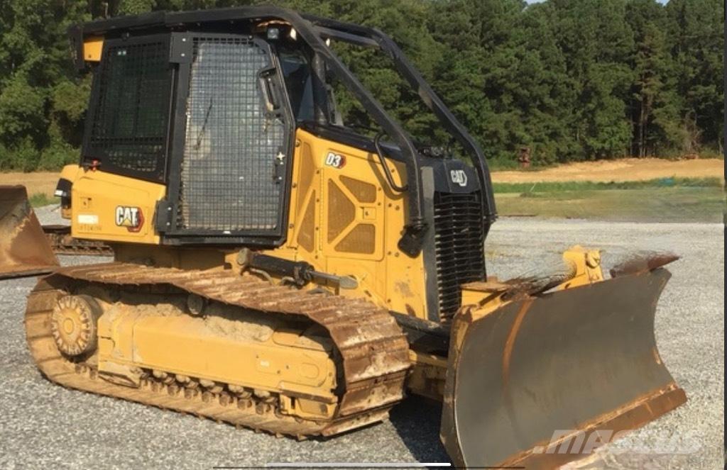 CAT D 3 Buldozer sobre oruga