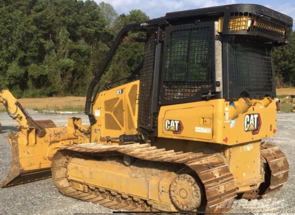CAT D 3 Buldozer sobre oruga
