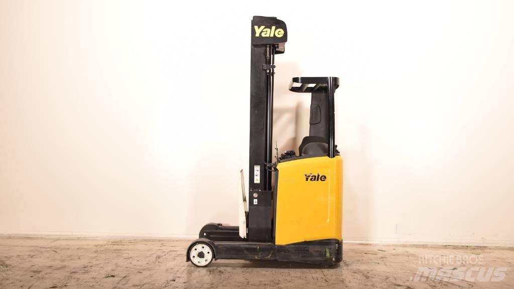 Yale MR14 Carretillas retráctiles