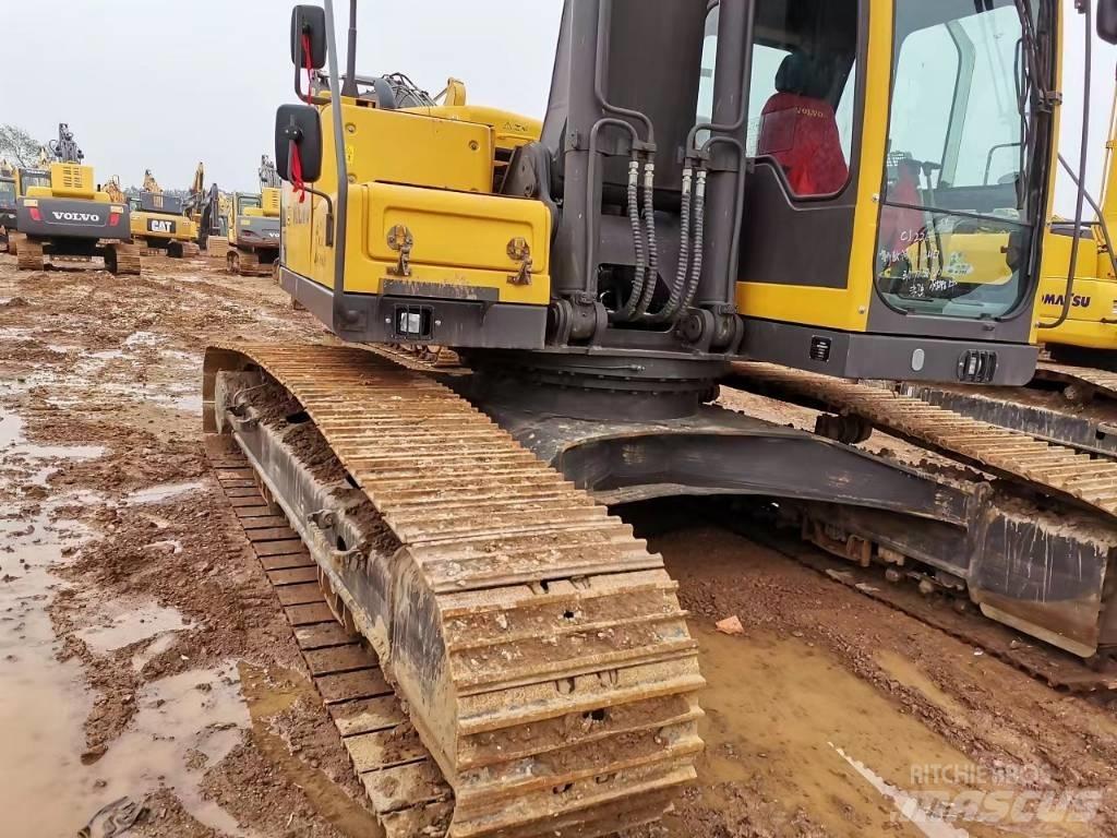Volvo EC 240 B LC Excavadoras de cadenas