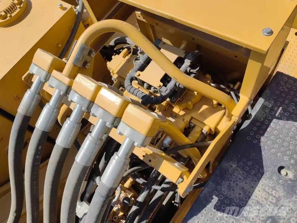 CAT 390 F Excavadoras de cadenas