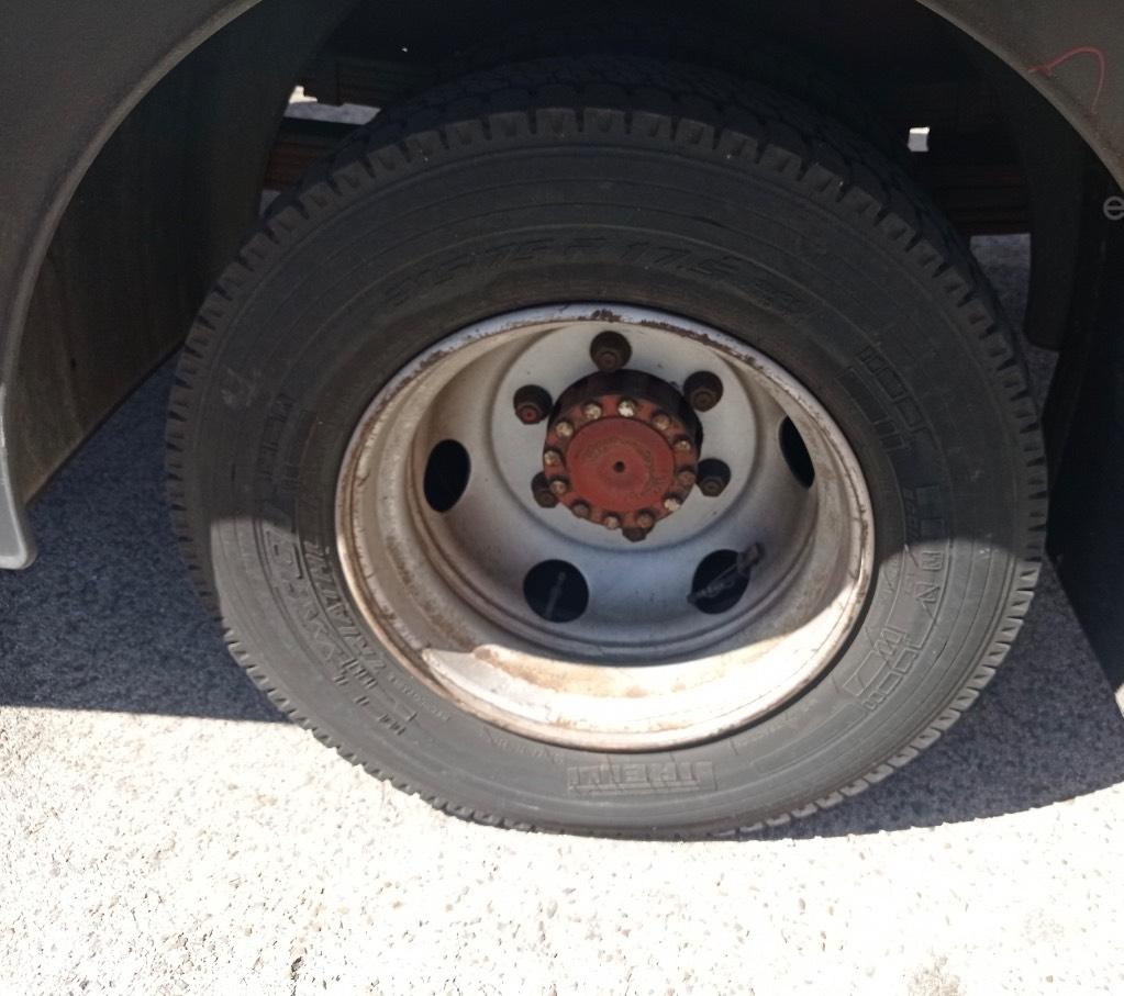 Iveco ML65E15 Camiones chasis