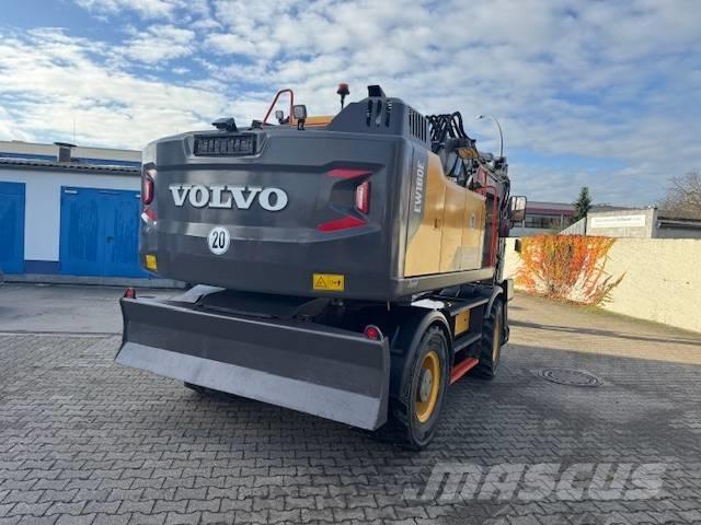 Volvo EW180E Excavadoras de ruedas