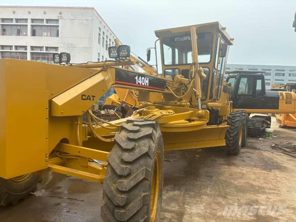 CAT 140 H Motoniveladoras