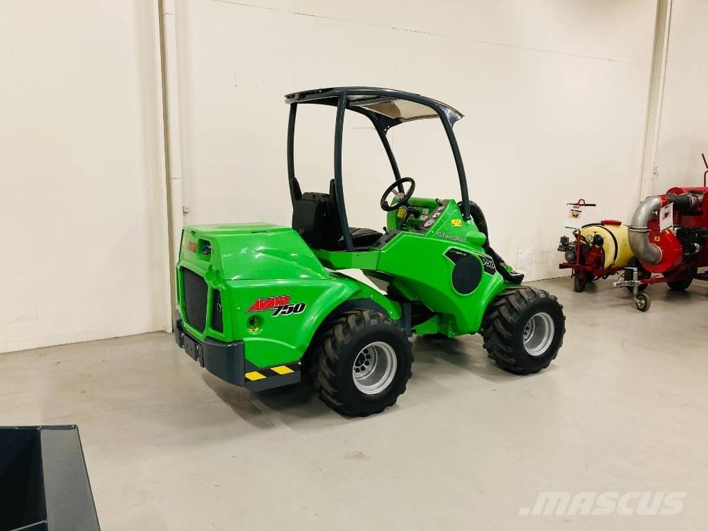 Avant 750 Palas cargadoras