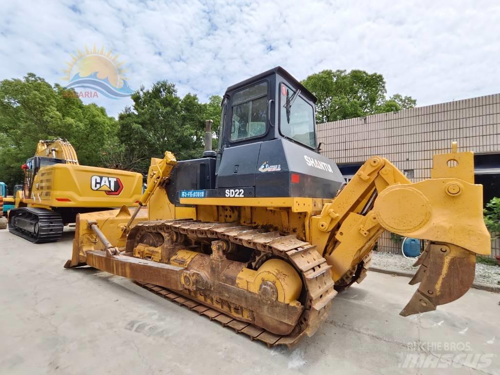 Shantui SD 22 Buldozer sobre oruga