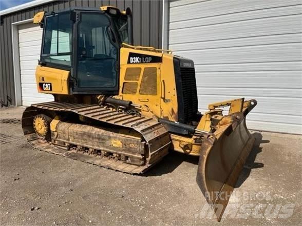 CAT D3K2 LGP Buldozer sobre oruga
