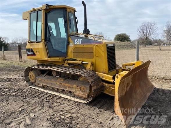CAT D4G XL Buldozer sobre oruga