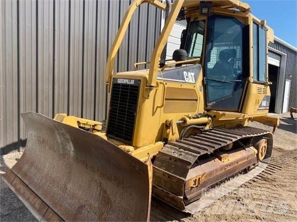 CAT D4G XL Buldozer sobre oruga