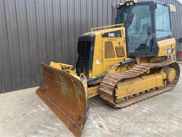 CAT D4K2 XL Buldozer sobre oruga