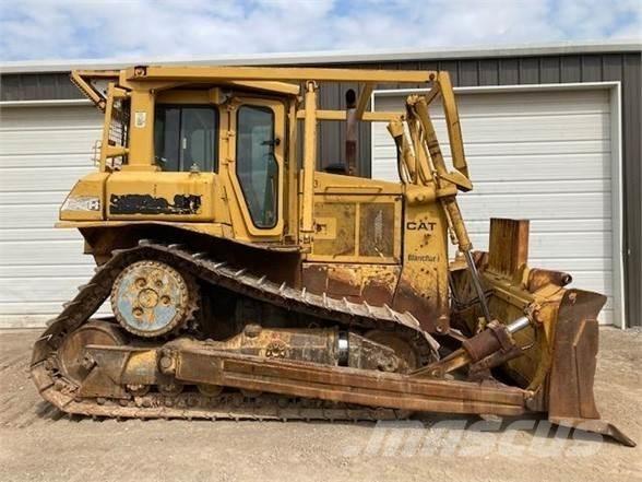 CAT D6H XL Buldozer sobre oruga