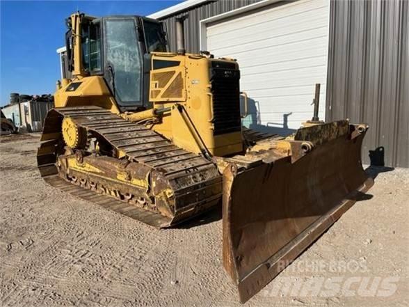 CAT D6N LGP Buldozer sobre oruga