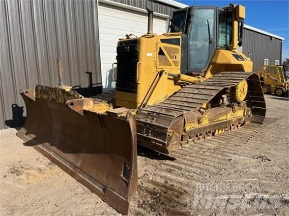 CAT D6N LGP Buldozer sobre oruga