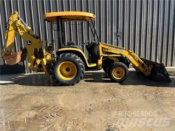 John Deere 110 Retrocargadoras