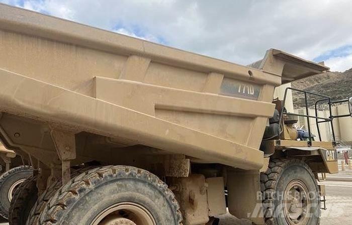 CAT 771D Dúmpers de obra