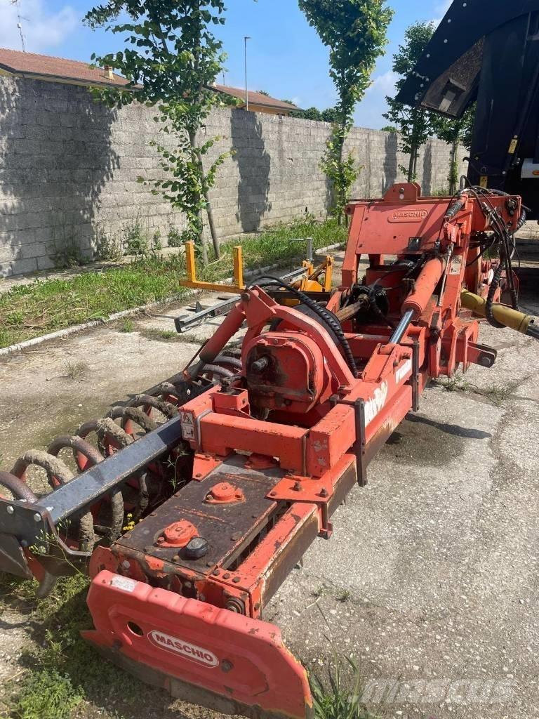 Maschio Aquila 5000 Gradas