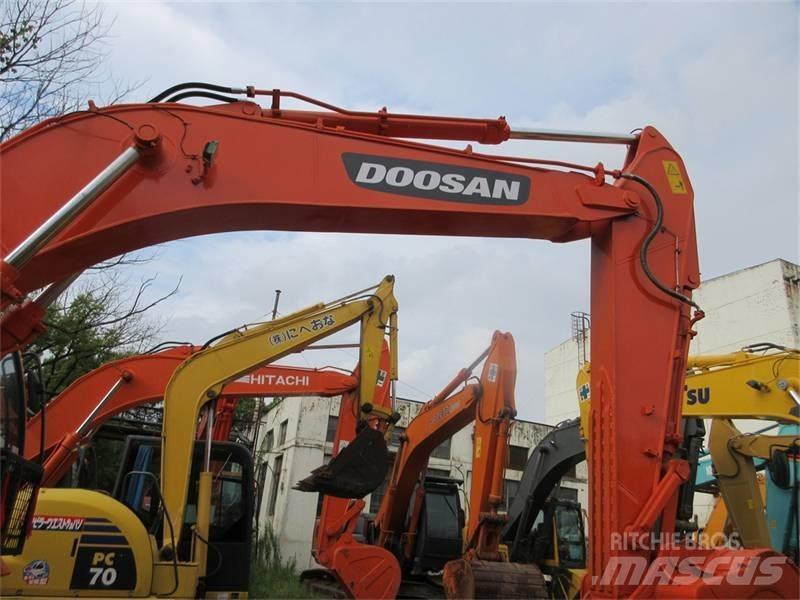 Doosan DX 300 LC Excavadoras de cadenas