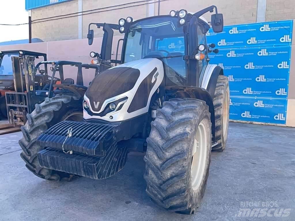 Valtra G115 Tractores