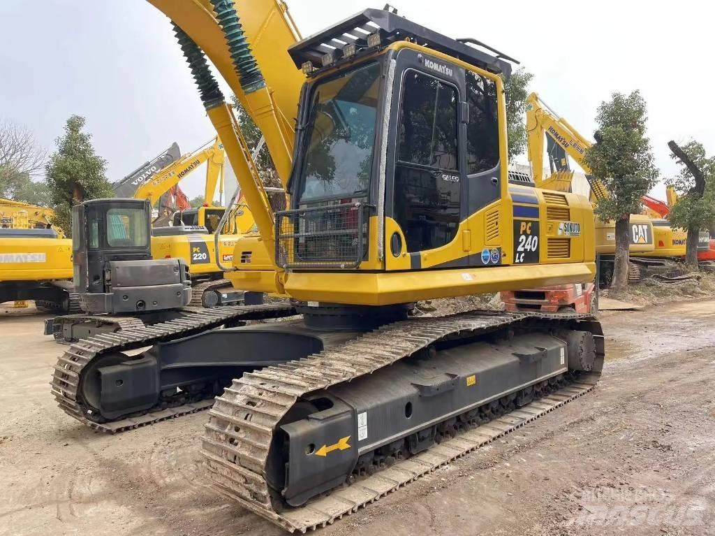 Komatsu PC240-8 Excavadoras de cadenas