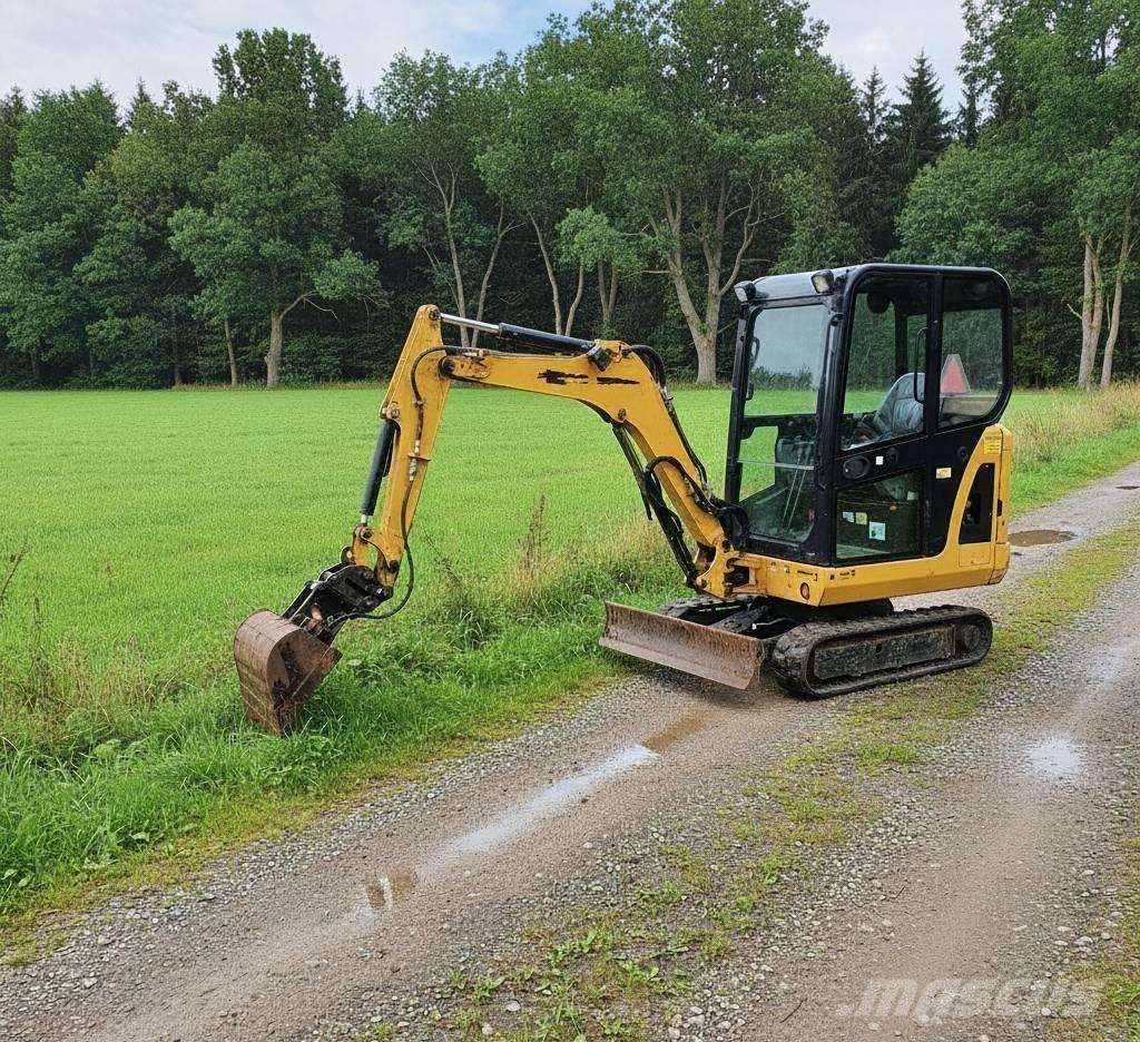 CAT 301.8 C Mini excavadoras < 7t