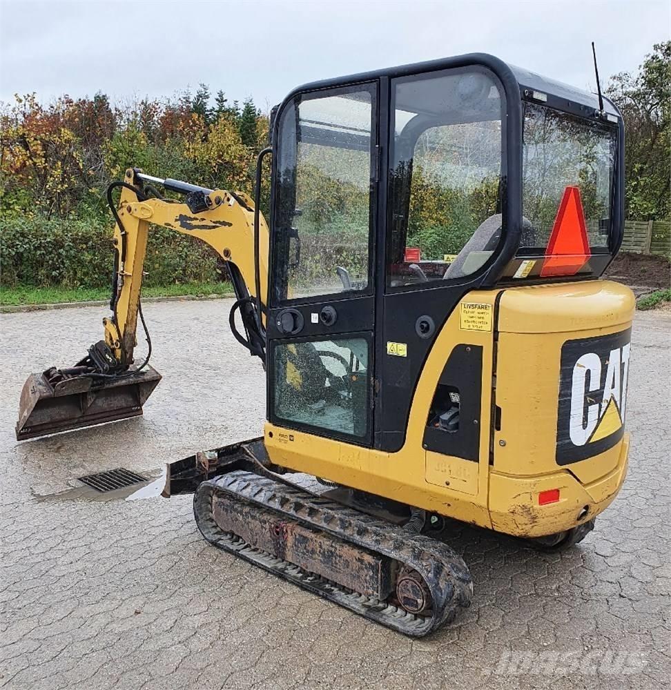 CAT 301.8 C Mini excavadoras < 7t