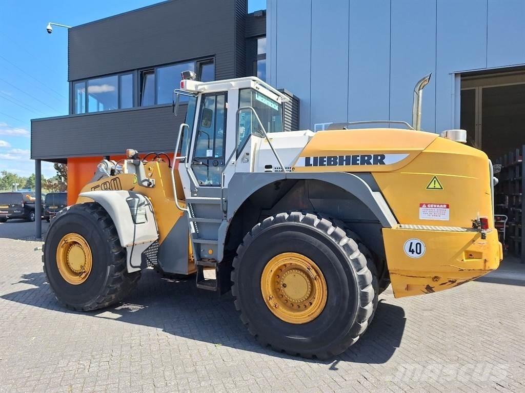 Liebherr L580 Cargadoras sobre ruedas