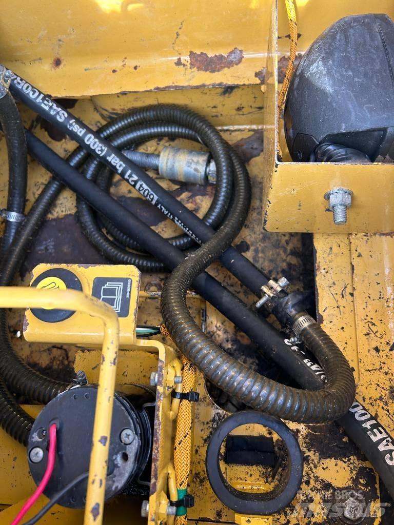 CAT 313 F LGC Excavadoras de cadenas