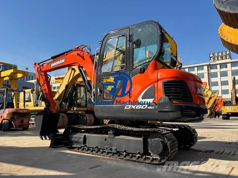 Doosan DX 60 Excavadoras de cadenas