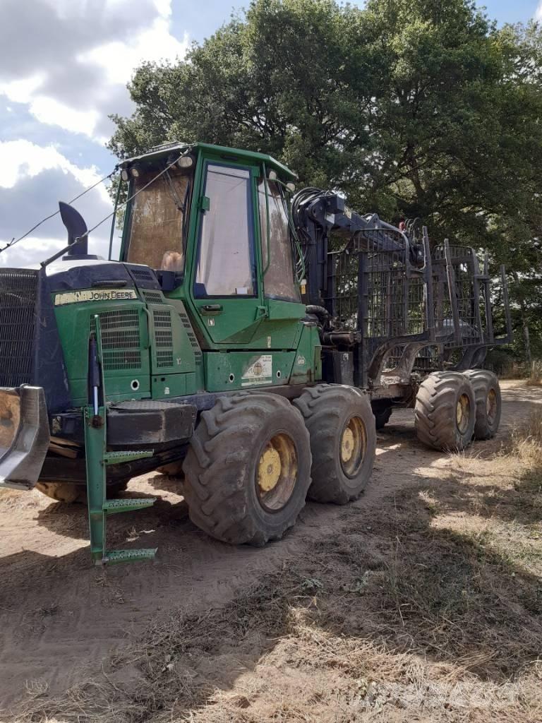 John Deere 1210 G Autocargadoras
