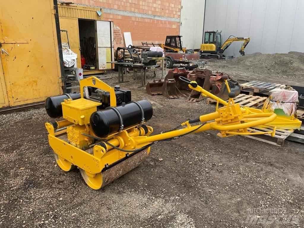 Bomag BW 65 S Rodillos de doble tambor