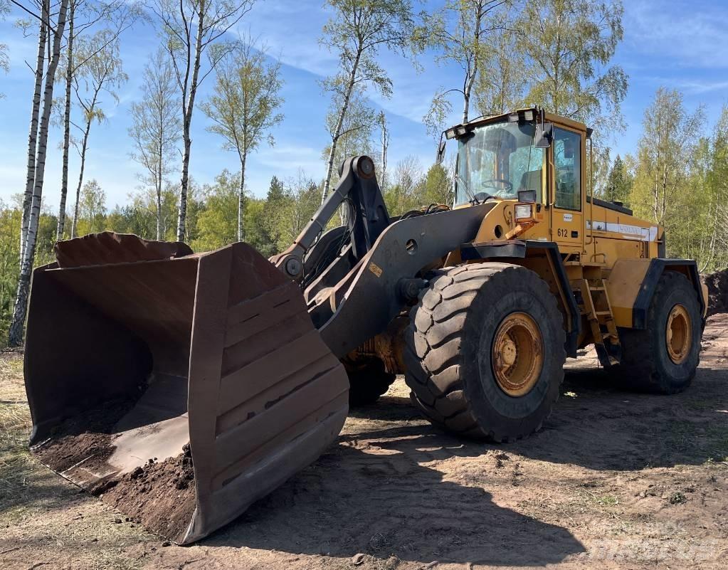 Volvo L 220 Cargadoras sobre ruedas