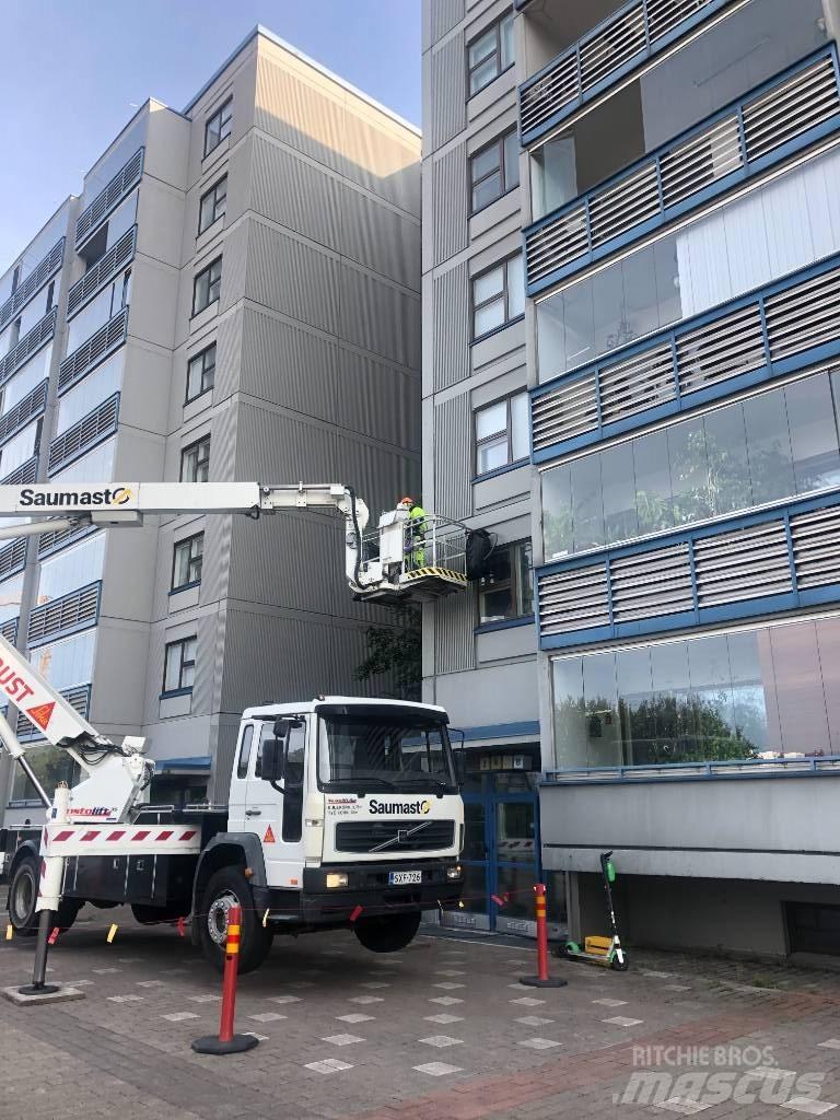 Volvo Nostolift 35 Plataformas sobre camión