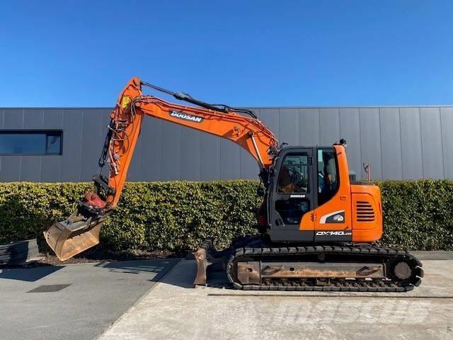 Doosan DX140 LCR-5 Excavadoras de cadenas