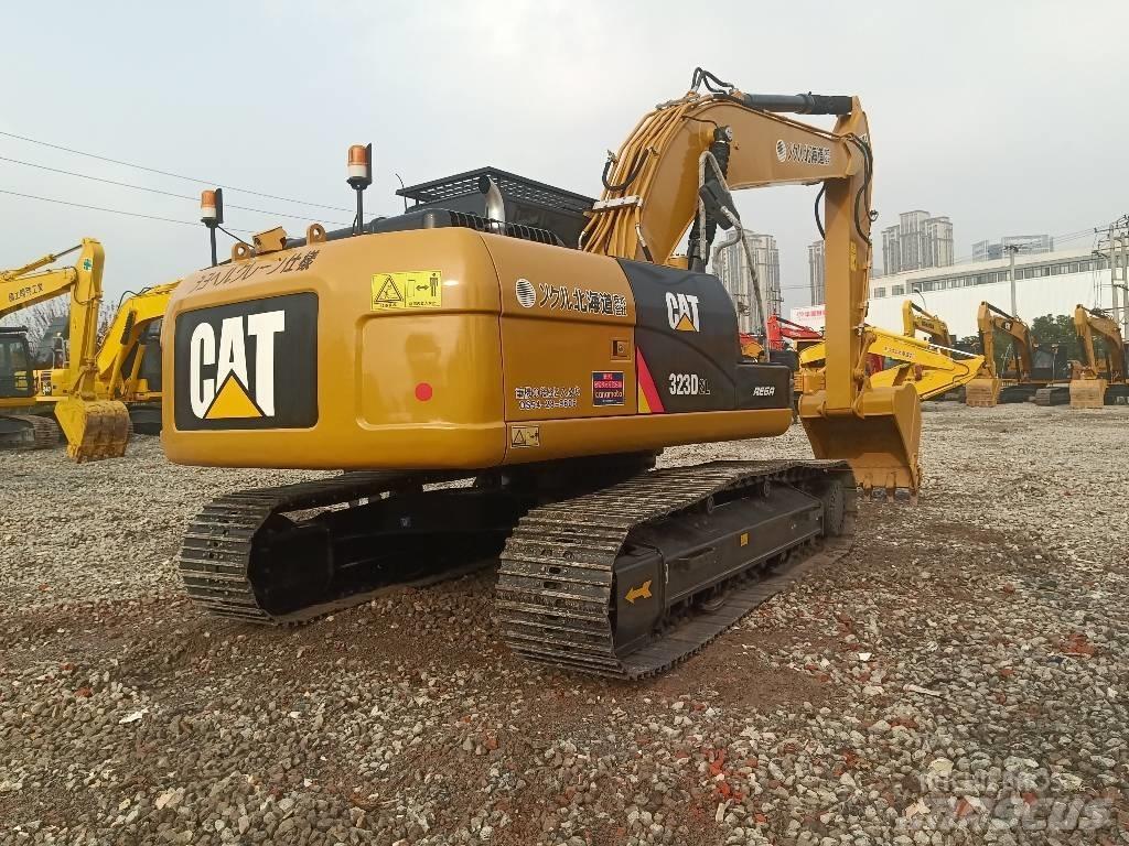 CAT 323 D Excavadoras de cadenas