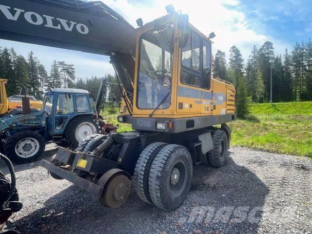 Volvo EW 200 4x4 Excavadoras de ruedas