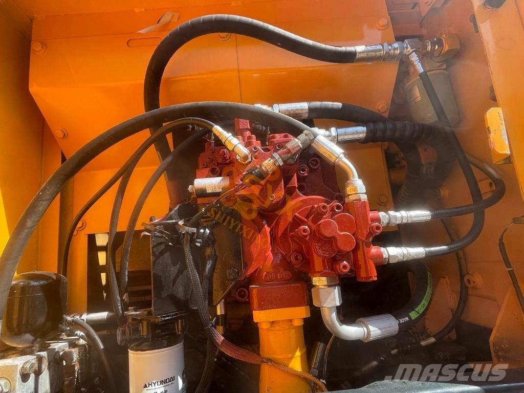 Hyundai R210W-9 Excavadoras de ruedas