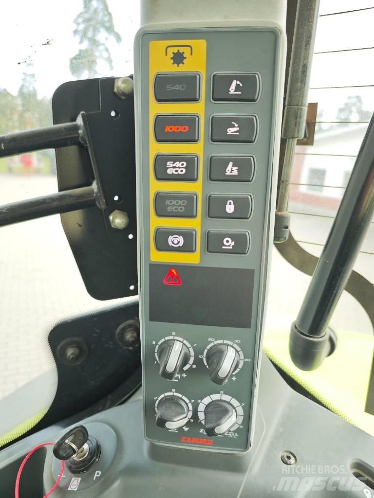 CLAAS Axion 940 Tractores