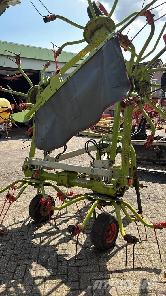 CLAAS Volto 770 Rastrillos y henificadores