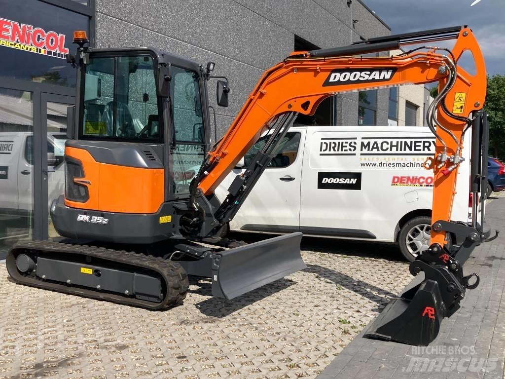 Develon DX 35 Z-7 Mini excavadoras < 7t