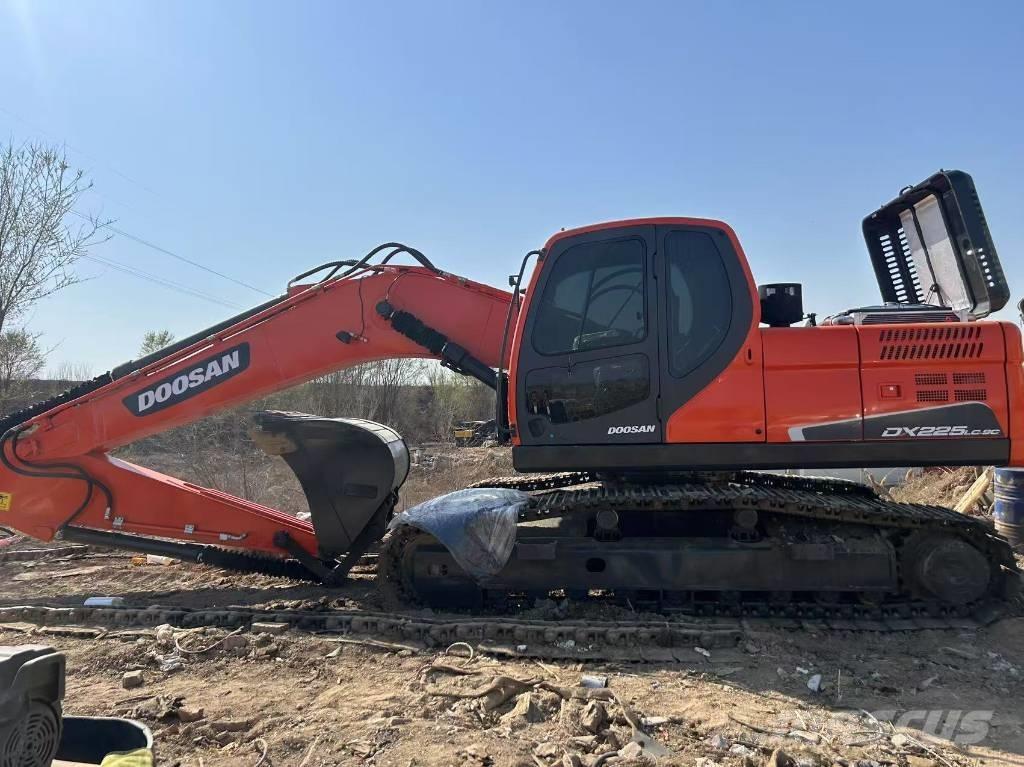 Doosan DX225LC-9C Excavadoras de cadenas