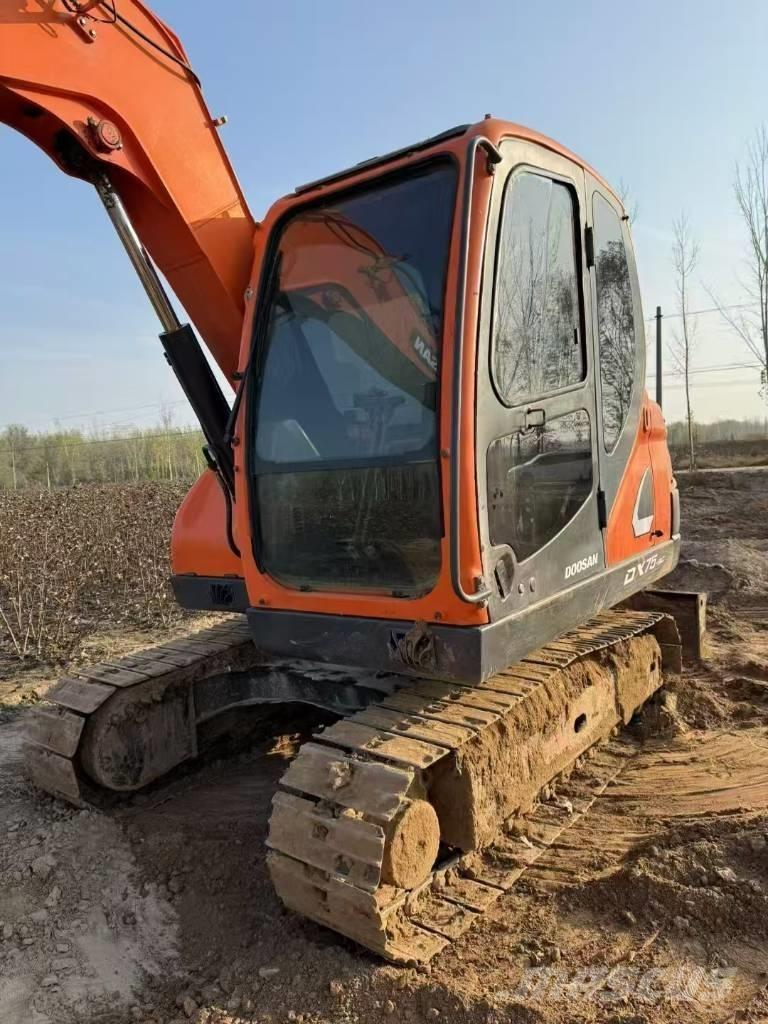 Doosan DX 75-9 C Excavadoras de cadenas